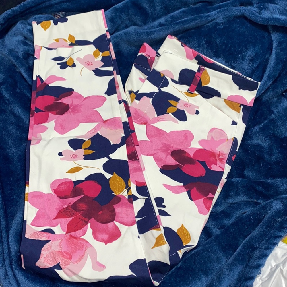 Old Navy High Rise Pixie Pant